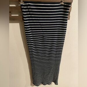 Elodie blue & white long maxi skirt striped size Medium